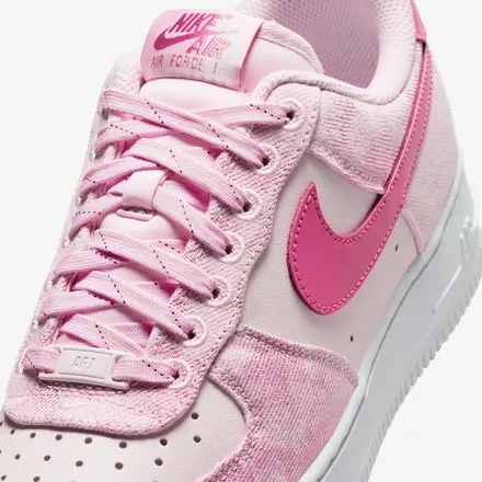 ナイキ ウィメンズ エアフォース 1 '07 デニム ピンク フォーム/パール ピンク/ホワイト/ピンクシクル