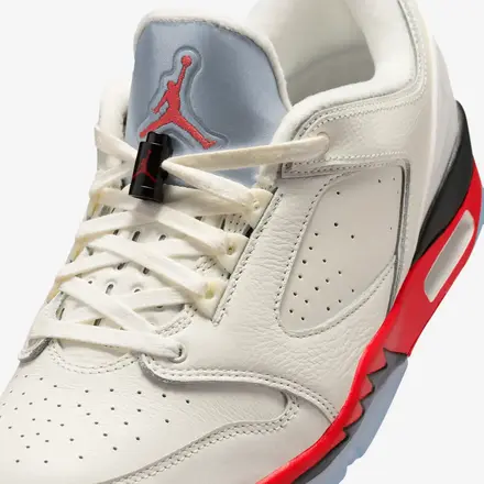  ナイキ ジョーダン シックスティ プラス ロー セイル/ブラック/リフレクト シルバー/ファイヤー レッド