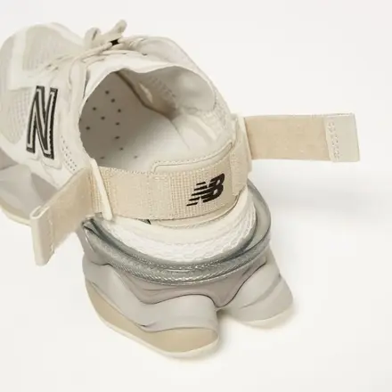 ニューバランス 9060 ミュール オフ ホワイト