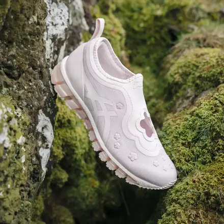 セシリー バンセン  × アシックス スポーツスタイル ゲルクォンタム 360 I 2色