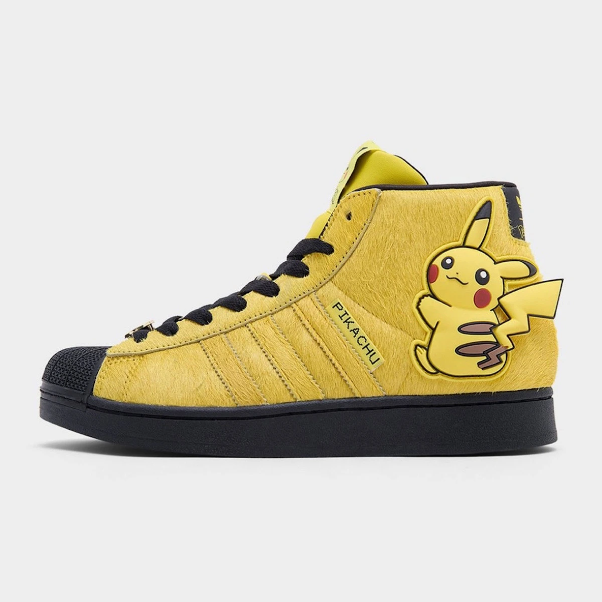 ポケモン × アディダス オリジナルス プロモデル "ピカチュウ"