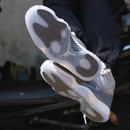 NIKE  Air Jordan 11  "Cool Grey"  US10靴/シューズ