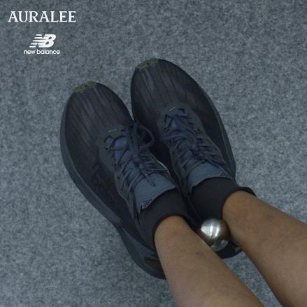 AURALEE New Balance FuelCell 25.5