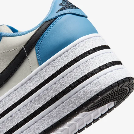 【国内7月27日発売開始】ナイキ ウィメンズ エア ジョーダン 1 トリプル スタック ブルービヨンド/ブラック/ホワイト(HV8288-400)