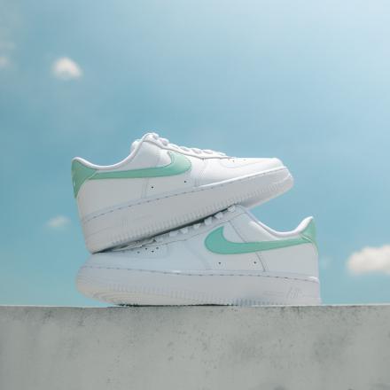 Nike WMNS Air Force 1 Low エアフォース1