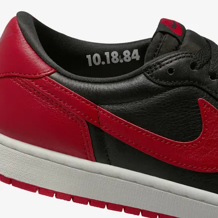 ナイキ エアジョーダン 1 ロー OG "バーンド"(IW6276-001)