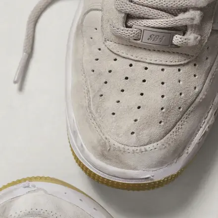 【海外4月17日/21日発売予定】ナイキ SB エア フォース 1 ライト オレウッド ブラウン/ホワイト/ピンク フォーム(HM8517-100)