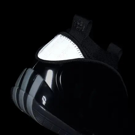 【国内3月21日発売予定】アディダス ハーデン VOL.10 “ヘル キャット”(JR1598)