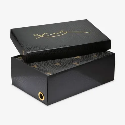 【国内4月24日発売予定】ナイキ コービー 8 プロトロ EXT “イヤー オブ ザ ホース”(IM1820-100)