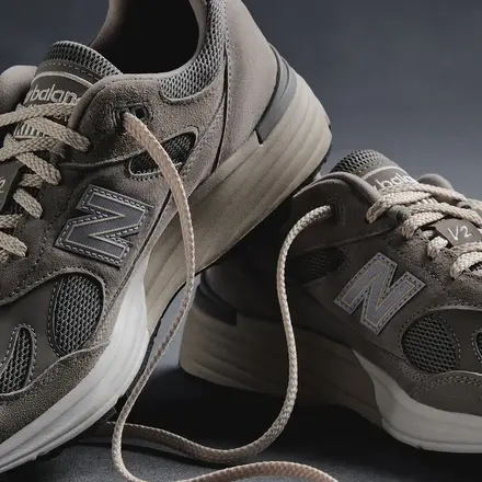 【国内3月16日発売予定】 キス × ニューバランス 991V2 "ムーンロック"