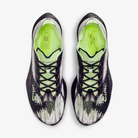 ナイキ ヴェイパーフライ 4 ダーク バーガンディ/ダーク バーガンディ/ペール グリーン/ブラック(IR7596-606)