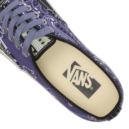 【国内先行予約/4月1日発売予定】ヴァンズ プレミアム オーセンティック 44 バンダナ マルチ(VN000D9NBMB)