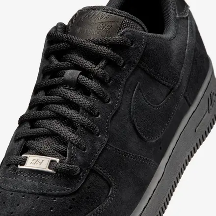ナイキ SB エアフォース 1 SP ブラック(IW8068-001)