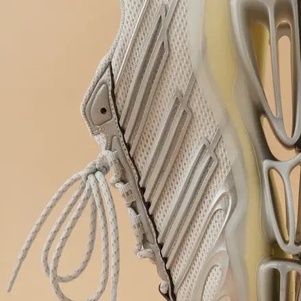 【国内3月27日発売予定】アディダス オリジナルス メガライド AG シルバー メタリック/シルバー メタリック/コア ブラック(kj3001)