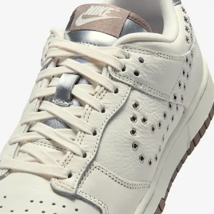 ナイキ ウィメンズ ダンク ロー セイル/ミンク ブラウン/メタリック シルバー(IU3488-133)