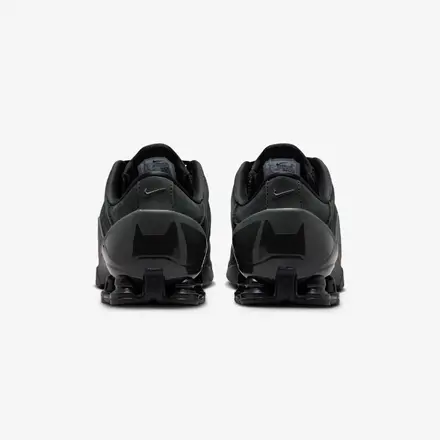 【国内4月1日発売予定】ナイキ ウィメンズ トータル 90 ショックス マジア ブラック/アンスラサイト/オフ ノワール/アンスラサイト(IO9934-001)