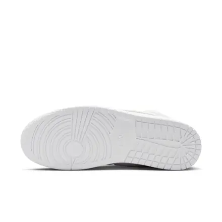 【国内3月28日発売予定】ナイキ エア ジョーダン 1 ミッド SE ホワイト/フィールド シルバー/ホワイト/ホワイト(IR2271-100)