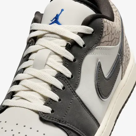 【国内5月2日発売予定】ナイキ エア ジョーダン 1 ロー SE セイル/ディープ ピューター/ガンマ グレー/ゲーム ロイヤル(IU2268-100)