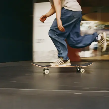 【国内4月4日発売予定】西矢 椛 × アディダス スケートボーディング テッキラ カップ カードボード/アース ストレータ/クリスタル リネン(KH6519)