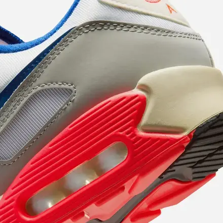 【国内4月1日発売予定】ナイキ エアマックス 90 QS ライト ベース グレー/スポーツ ロイヤル/ココナッツ ミルク(IU0767-001)