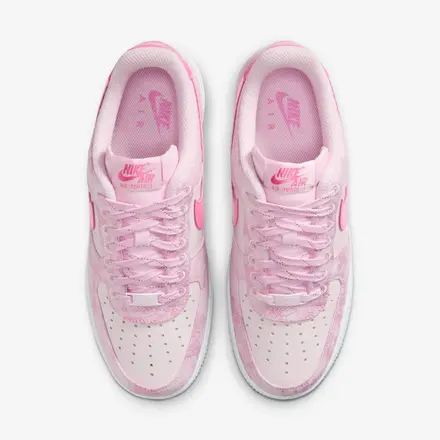 【国内3月30日発売予定】ナイキ ウィメンズ エアフォース 1 '07 デニム ピンク フォーム/パール ピンク/ホワイト/ピンクシクル(IR1974-663)