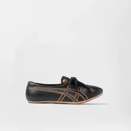 【国内4月2日発売予定】オニツカタイガー × ヴェルサーチェ タイチ サクラ 8色