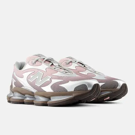 ニューバランス 2000 リキッドメタル シルバー メタリック/オーブ ピンク/コルタード(U20004H3)