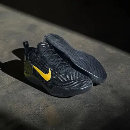 【国内4月13日発売予定】ナイキ コービー 11 エリート プロトロ ブラック/メタリック ゴールド(IM4260-001)