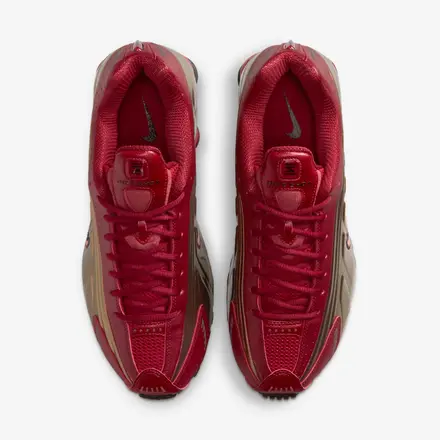 【2026年発売予定】ナイキ ショックス R4 "アイアンマン" チーム クリムゾン/ブラック/ブライト クリムゾン(IH4406-600)