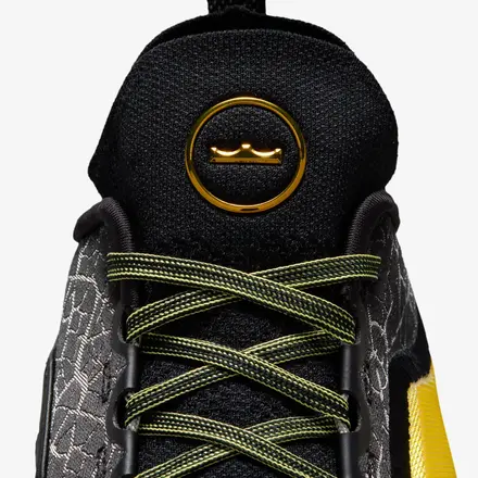 【国内4月17日発売予定】ナイキ レブロン 23 EP "ハート フィーリングズ ライト ヒストリー"(IB9558-002)