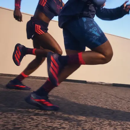 ラブラム × アディダス アディゼロ EVO SL ウーブン 2色