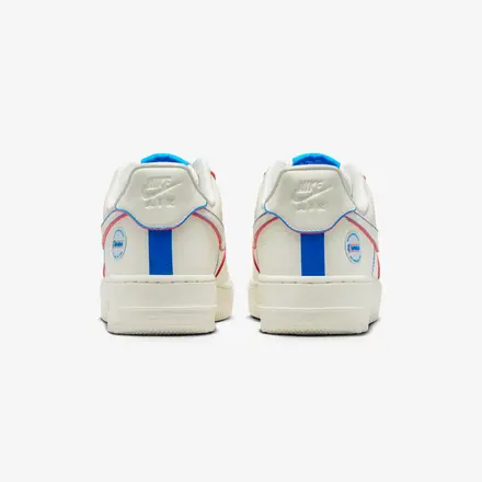 【海外4月発売予定】ナイキ ウィメンズ エアフォース 1 '07 "WNBA" セイル/アクション レッド/ライト フォト ブルー/マルチカラー(IR1968-133)