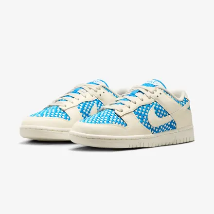 【2026年発売予定】ナイキ ウィメンズ ダンク ロー ライト クリア ブルー/セイル/ライト アイボリー(IH2476-400)