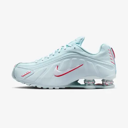 【2026年発売予定】ナイキ ショックス R4 "プエルトリコ"(IQ1867-474)