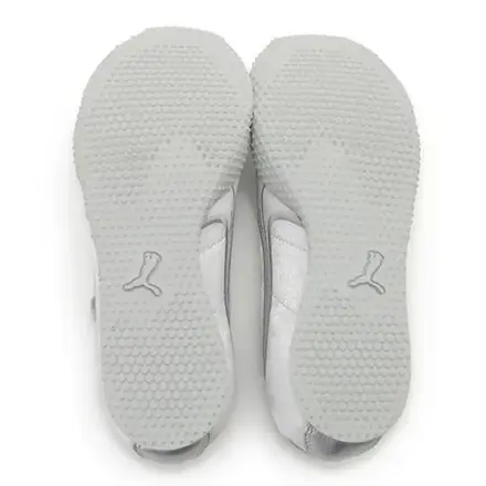 【国内4月3日先行予約/5月6日発売予定】フレイ アイディー × プーマ H-ストリート ホワイト/シルバー(FWGS262406)