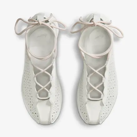 ナイキ ウィメンズ エア スーパーフライ ヴァスト グレー/フォトン ダスト/ダーク スモーク グレー/ベアリー ローズ(IR5684-078)