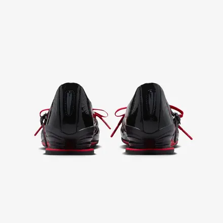 【海外4月15日発売予定】レーベルフッド × ナイキ ショックス Z カリストラ ウィメンズ ブラック/ブラック/ユニバーシティ レッド/ブラック(IW7881-001)