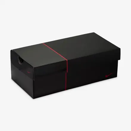 【海外4月15日発売予定】レーベルフッド × ナイキ ショックス Z カリストラ ウィメンズ ブラック/ブラック/ユニバーシティ レッド/ブラック(IW7881-001)