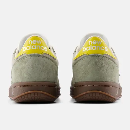 【国内先行予約/4月10日発売予定】 ニューバランス T500 ダーク オリーブ/アポロ ゴールド(M5009M6)