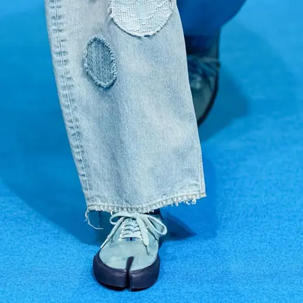 【2026年発売予定】 ファンダメンタル × ヴァンズ オーセンティック タビ トゥ