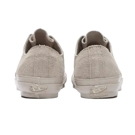 【国内先行予約/4月7日発売予定】 ヴァンズ プレミアム オーセンティック イーズ 2色