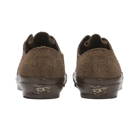 【国内先行予約/4月7日発売予定】 ヴァンズ プレミアム オーセンティック イーズ 2色