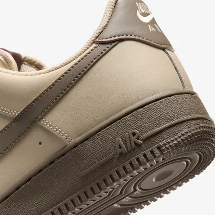 【海外3月24日発売開始】 ナイキ エア フォース 1 '07 ラタン/ラタン/オリーブ グレー(FJ4146-201)