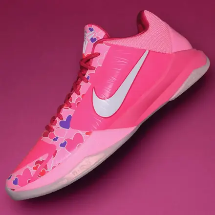  ジェイレン・ブランソン × ナイキ コービー 5 "JORDYN" PE ピンク/ホワイト