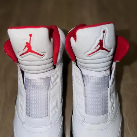 【発売未定】ナイキ エア ジョーダン 5 "フレッシュ プリンス オブ ベル エア"