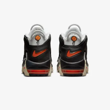 【国内4月7日発売予定】 ナイキ エア モア アップテンポ '96 フォトンダスト/トータル オレンジ/ブラック/ユニバーシティ レッド(DX3356-001)