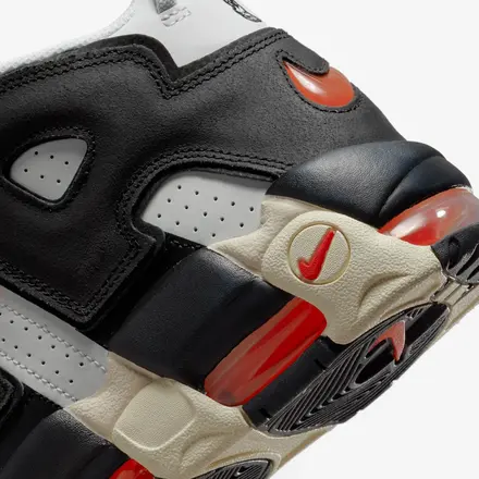 【国内4月7日発売予定】 ナイキ エア モア アップテンポ '96 フォトンダスト/トータル オレンジ/ブラック/ユニバーシティ レッド(DX3356-001)