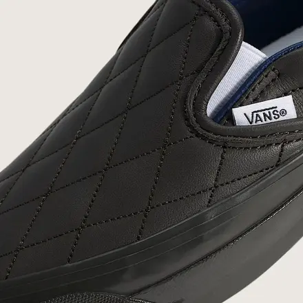  【海外4月6日発売開始】 ヴァンズ プレミアム クラシック スリッポン キルテッド 2色