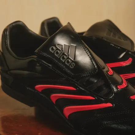  【国内4月17日発売予定】 アディダス オリジナルス プレデター ボウリング ブラック/レッド(KI9951)