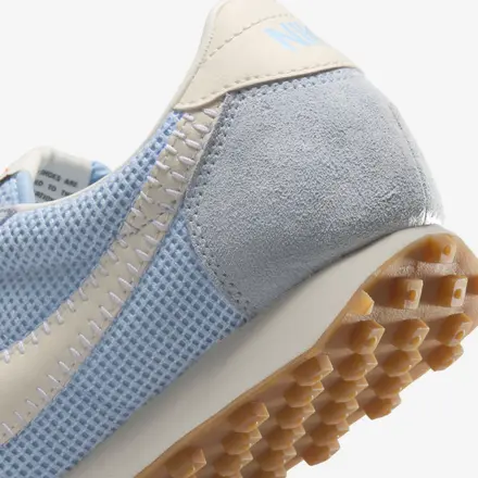 【海外発売中】 ナイキ ウィメンズ LD-1000 SE ハイドロジェン ブルー/ホワイト/ガム ライト ブラウン/セイル(IO0179-400)